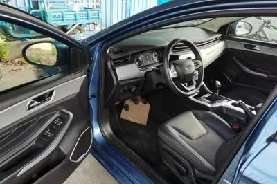 Chery Arrizo 5