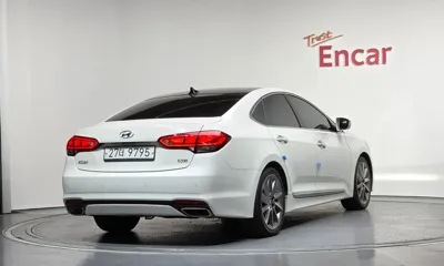 Hyundai Aslan