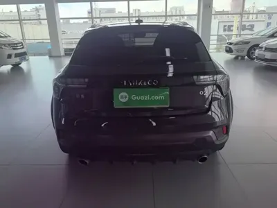 Lynk & Co 02
