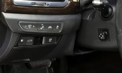 Genesis EQ900