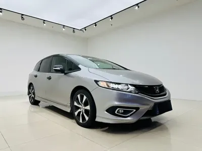 Honda Jade
