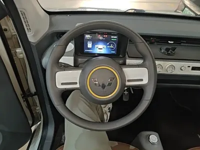 Wuling MINIEV