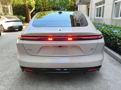 Nio ET5