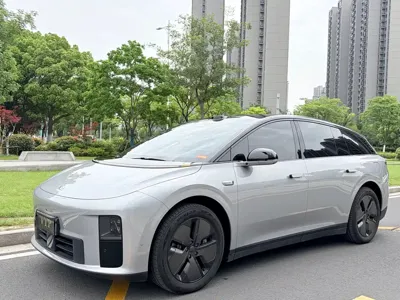 Li Auto 理想i6