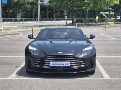 Astonmartin DB12