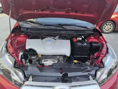 Toyota Yaris L