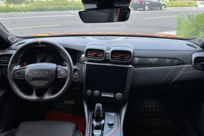 Lynk & Co 02 Hatchback