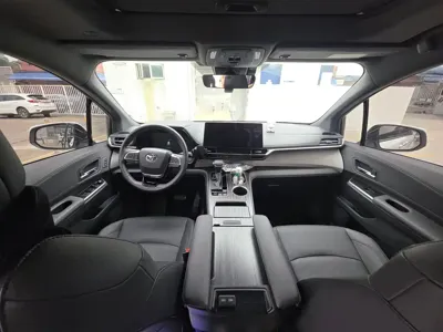 Toyota Granvia
