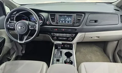 Kia Canival
