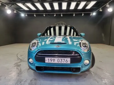 MINI Cooper Convertible