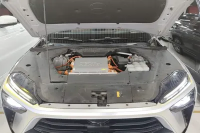 Nio ES8