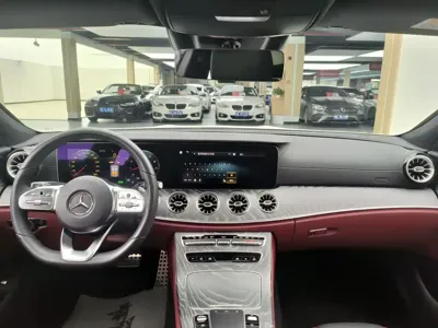 Mercedes-Benz CLS