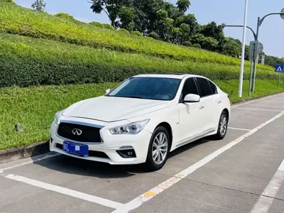 Infiniti Q50L