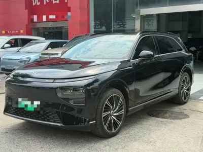 Xpeng G9