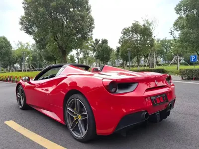 Ferrari 488