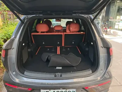 BYD 唐L