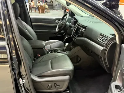 Jeep Grand Commander