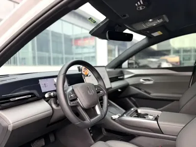BYD Qin L