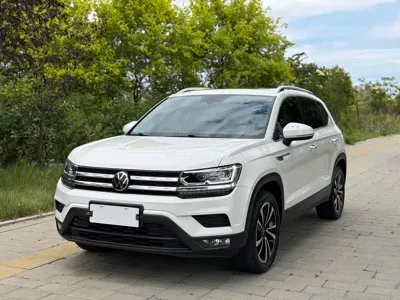 Volkswagen Tharu