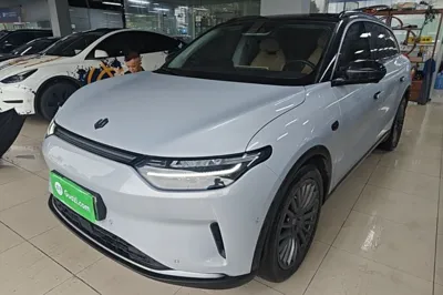 Leapmotor C11