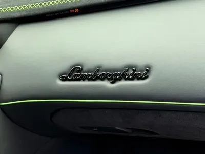 Lamborghini Aventador