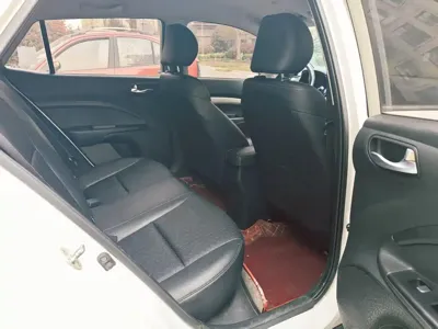 Kia KX1
