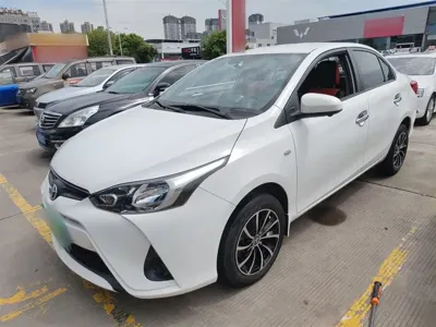 Toyota Yaris L