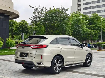 Honda UR-V