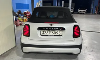MINI Cooper Convertible