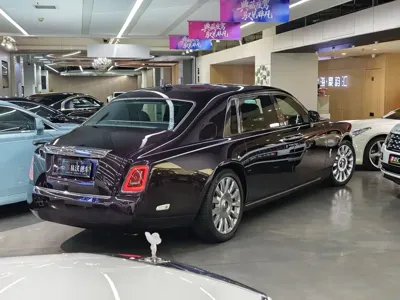 Rolls-Royce Phantom
