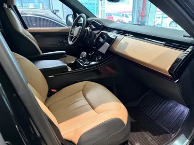 Land Rover Sport