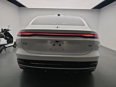 Nio EC6