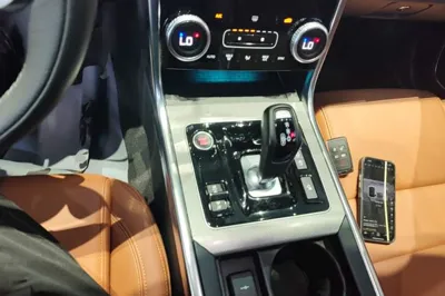 Jaguar XEL