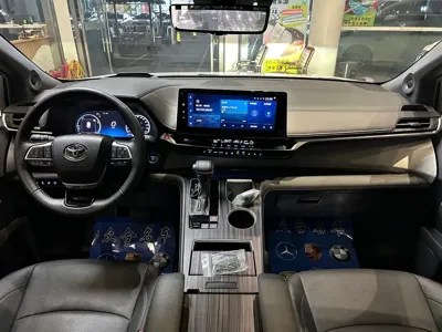 Toyota Granvia