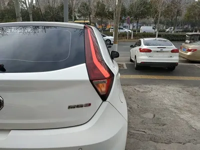 MG 3