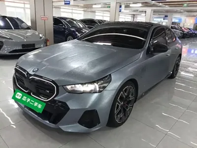 BMW i5 M60