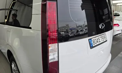 Hyundai Staria