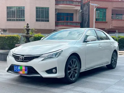 Toyota Reiz