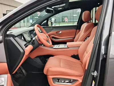 BYD 唐L