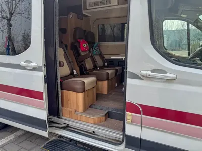 大通 V90 RV