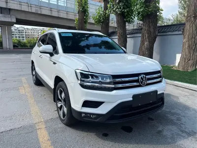 Volkswagen Tharu