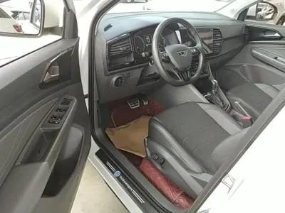 Jetta VS5