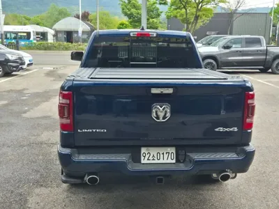 Dodge Ram Pick Up