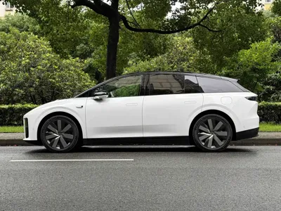 Li Auto 理想i6