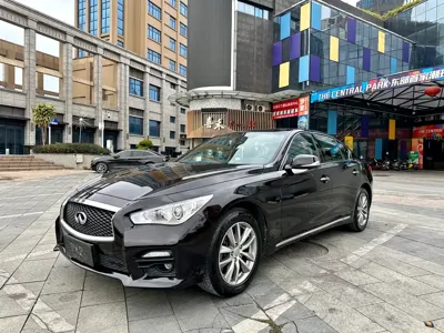 Infiniti Q50L