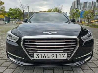 Genesis EQ900