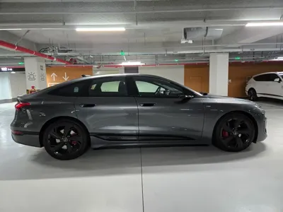 Audi A6 e-tron