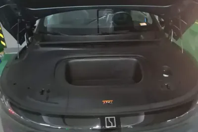 Zeekr 007