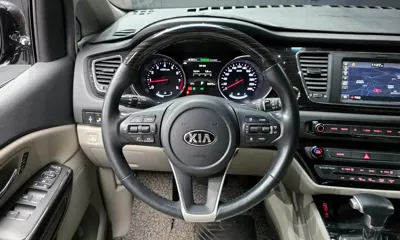 Kia Canival
