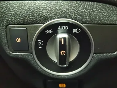 Mercedes-Benz CLA (Import)